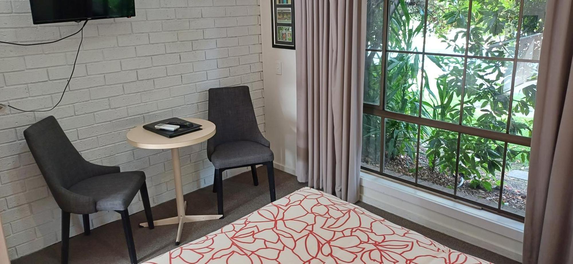 מריבורו Bristol Hill Motor Inn מראה חיצוני תמונה