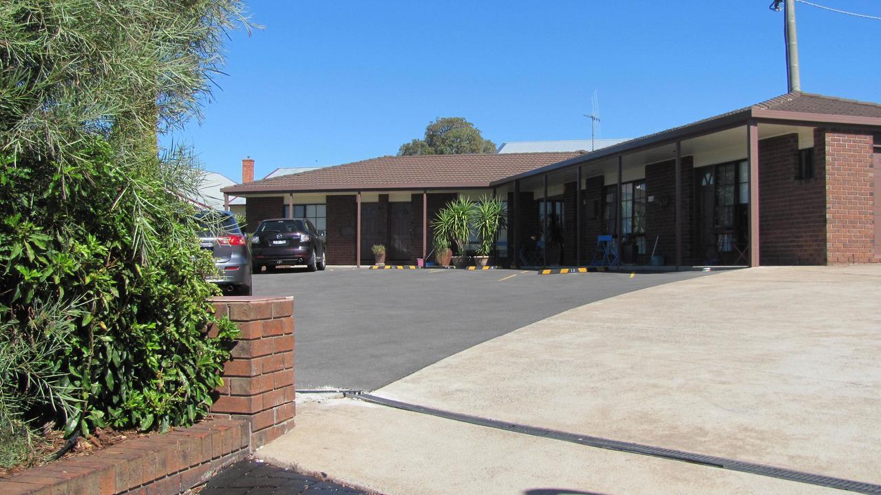 מריבורו Bristol Hill Motor Inn מראה חיצוני תמונה