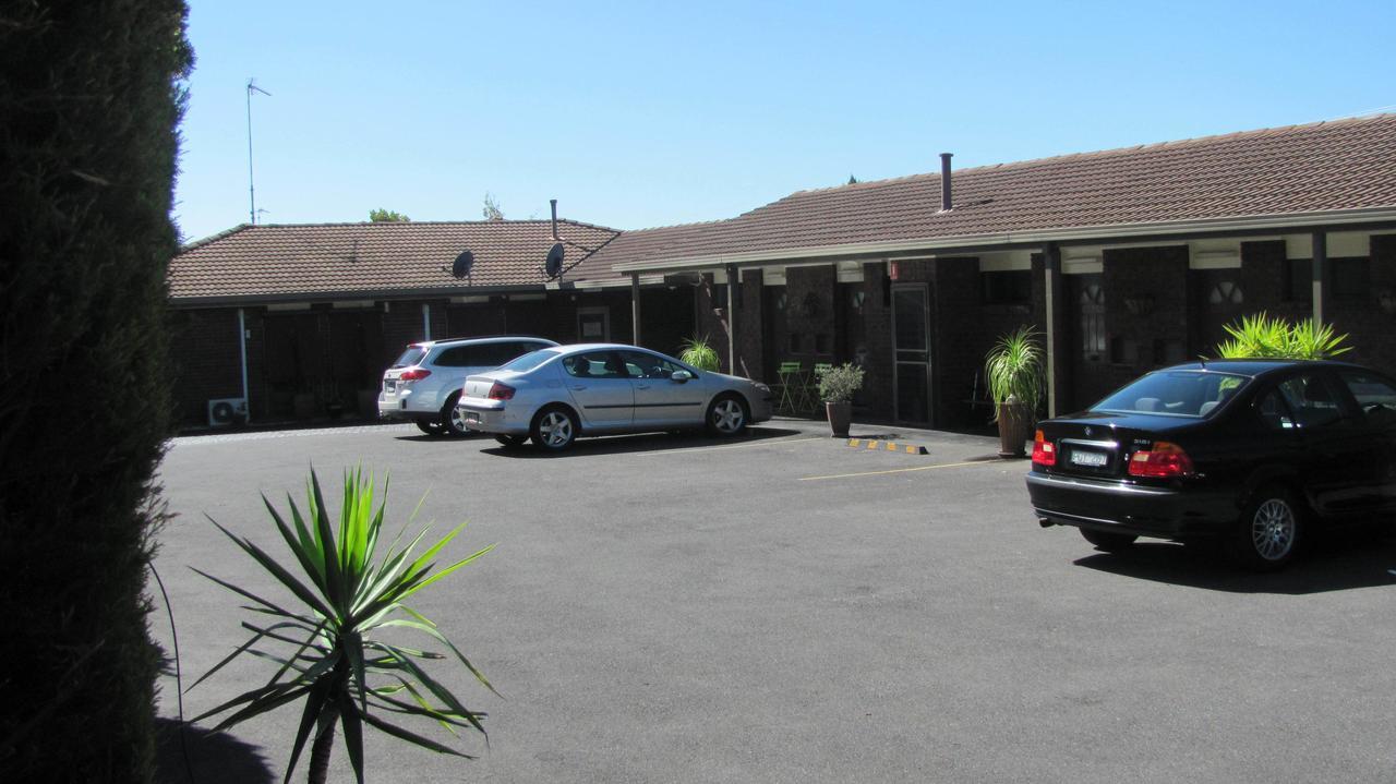מריבורו Bristol Hill Motor Inn מראה חיצוני תמונה